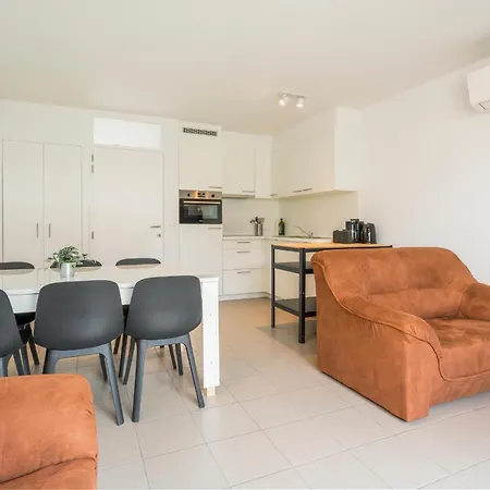 Appartement Cosy Living W Parking, Athletic Field, Playground, Bike Storage à Coxyde Extérieur photo